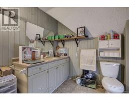 270 ROSS STREET - 25