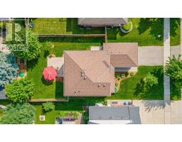 32 STONE FIELD LANE - 14