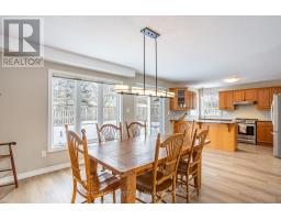 32 STONE FIELD LANE - 22