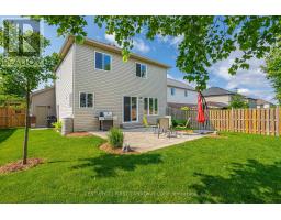 32 STONE FIELD LANE - 8