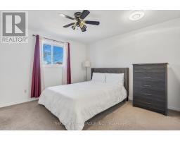 74 ERICA CRESCENT - 17