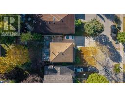 74 ERICA CRESCENT - 2