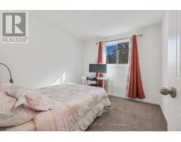 74 ERICA CRESCENT - 20