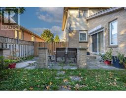 74 ERICA CRESCENT - 34