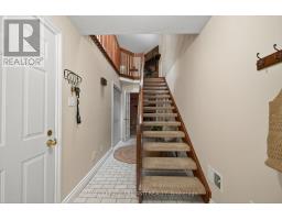 22 - 1399 COMMISSIONERS ROAD W - 3