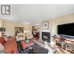 56 - 50 FIDDLERS GREEN ROAD - 18