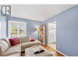 56 - 50 FIDDLERS GREEN ROAD - 22