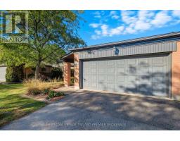 56 - 50 FIDDLERS GREEN ROAD - 4