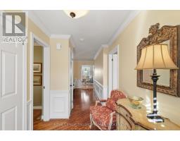 56 - 50 FIDDLERS GREEN ROAD - 9