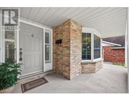 471 BILLYBROOK CRESCENT - 4