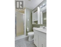 83 FAIRLANE ROAD - 33