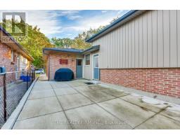 83 FAIRLANE ROAD - 35