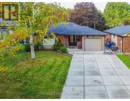 83 FAIRLANE ROAD - 40