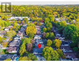 83 FAIRLANE ROAD - 44