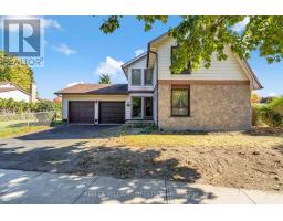 138 GARDENVALE CRESCENT - 1