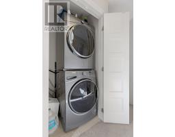 64 - 3025 SINGLETON AVENUE - 14