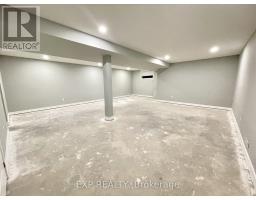 52 - 2284 EVANS BOULEVARD - 22