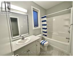 52 - 2284 EVANS BOULEVARD - 7