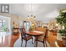 27 - 93 PINE VALLEY GATE - 10