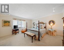 27 - 93 PINE VALLEY GATE - 15