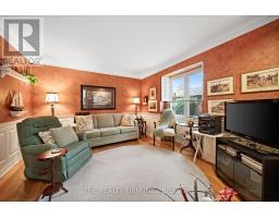 27 - 93 PINE VALLEY GATE - 20