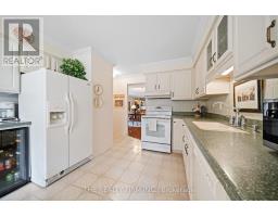 27 - 93 PINE VALLEY GATE - 26