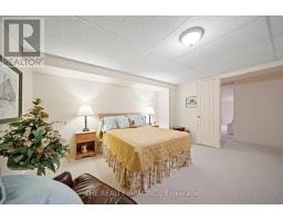 27 - 93 PINE VALLEY GATE - 32