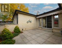 27 - 93 PINE VALLEY GATE - 6