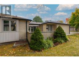 27 - 93 PINE VALLEY GATE - 7