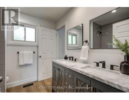 58 MANOR ROAD - 23