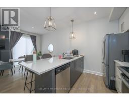 16 - 499 SOPHIA CRESCENT N - 10