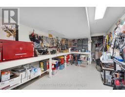 999 FARNHAM ROAD - 36