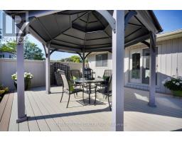 999 FARNHAM ROAD - 38