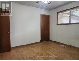 10 VINEDEN DRIVE - 6