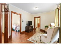 1285 YORK STREET - 13