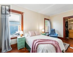 1285 YORK STREET - 29