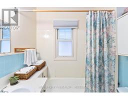 1285 YORK STREET - 32