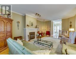 34 - 30 DOON DRIVE - 11