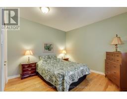 34 - 30 DOON DRIVE - 22