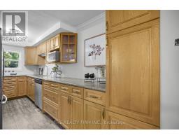 3692 BEVERLY GLEN - 15