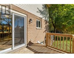 36 VANIER PLACE - 36