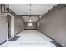 87 IROQUOIS AVENUE - 28