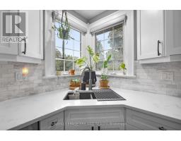 87 IROQUOIS AVENUE - 8