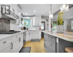 87 IROQUOIS AVENUE - 9