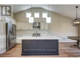 125 OLD FIELD LANE S - 29