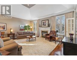 38 BUTTERNUT GROVE - 13