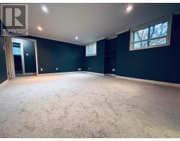 38 BUTTERNUT GROVE - 31