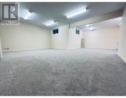 38 BUTTERNUT GROVE - 32