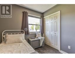 50000 DINGLE STREET - 17