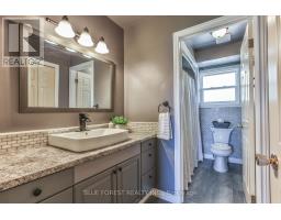 50000 DINGLE STREET - 20